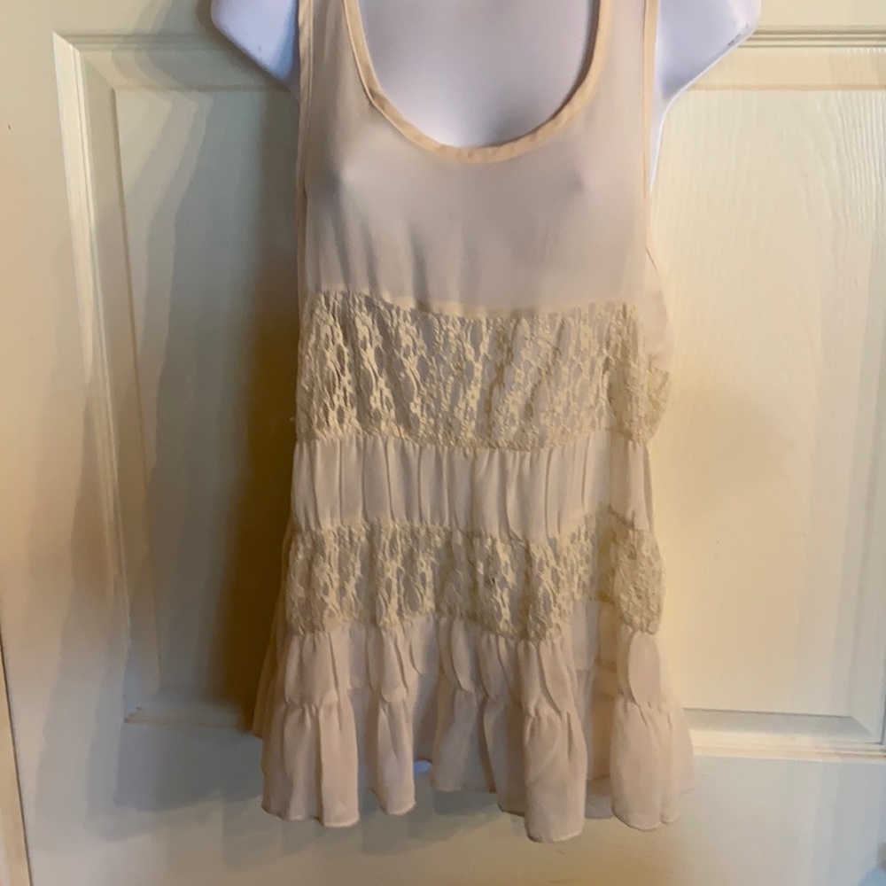 Women’s size Small tank